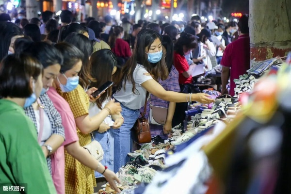 武汉摆地摊做什么最赚钱 武汉摆地摊赚钱吗