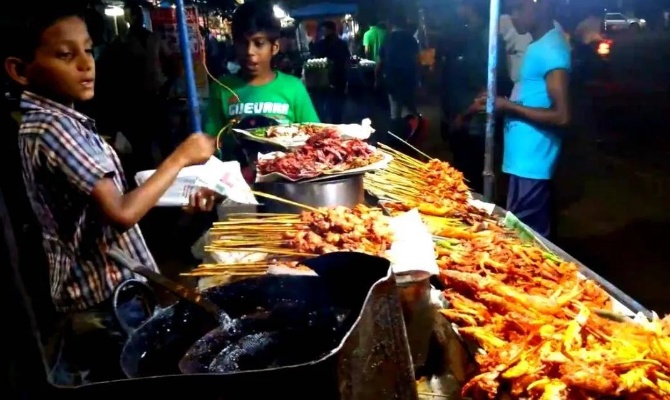 印度夜市做什么菜赚钱快，烹饪传统的味蕾狂欢