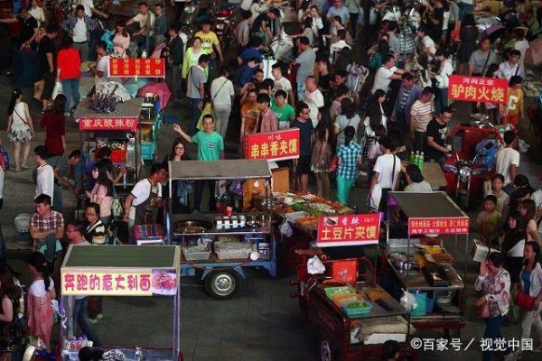 上海摆地摊做什么赚钱最快 在上海摆地摊卖什么能赚钱