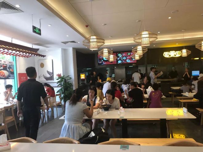 在社区市场做什么餐饮赚钱