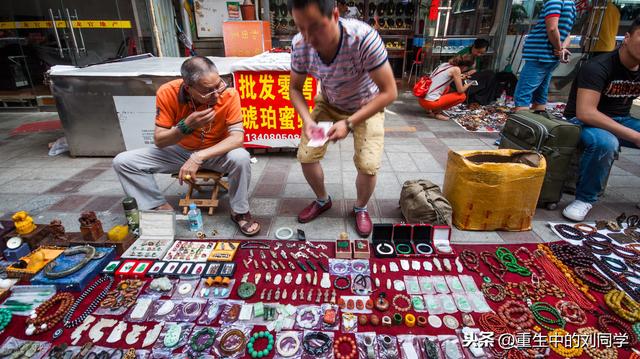 泉州地摊做什么好卖的赚钱 泉州地摊做什么好卖的赚钱多