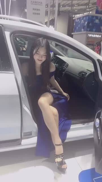 用汽车做什么好赚钱呢女生