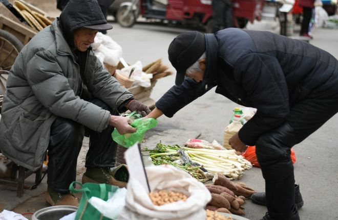 老廖以前做什么生意好赚钱？