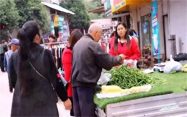 街面铺做什么生意赚钱快？