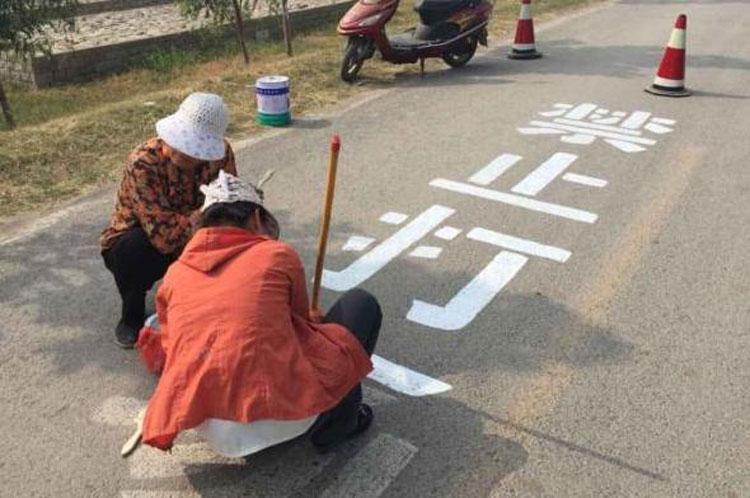 女律师做什么好赚钱的行业