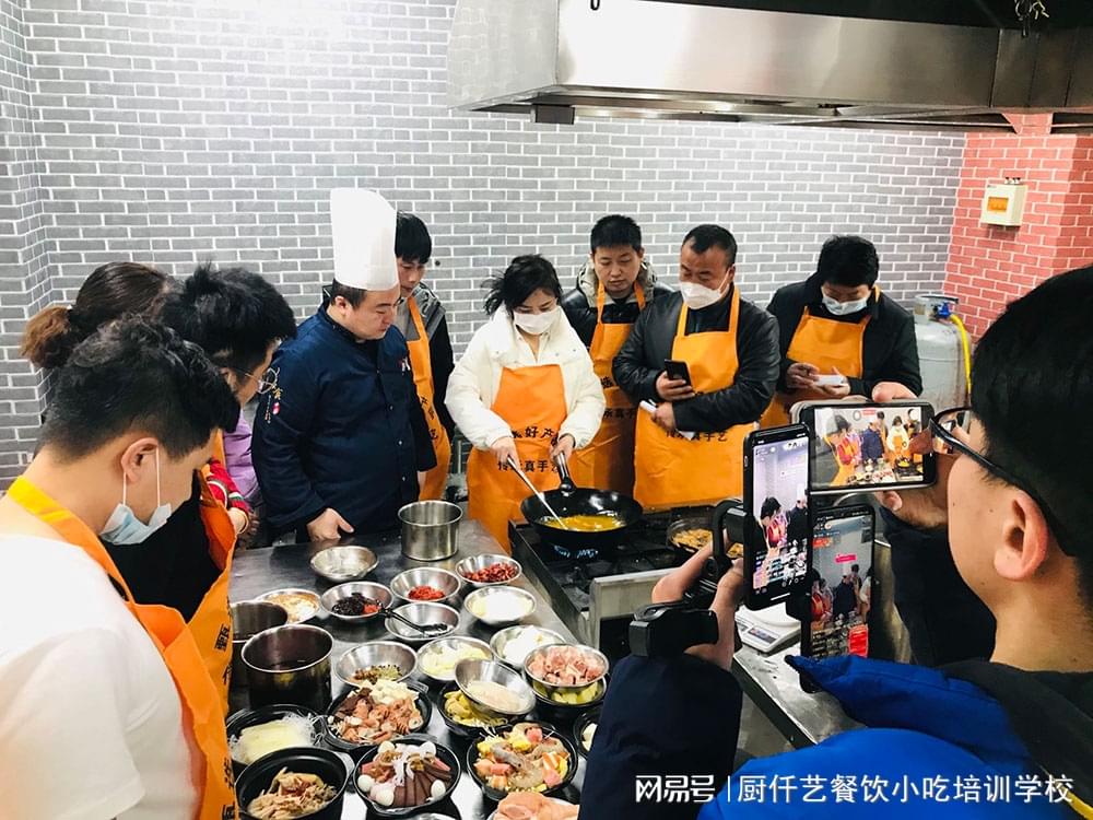 济南小吃加盟店项目，探索美食之旅的无限可能