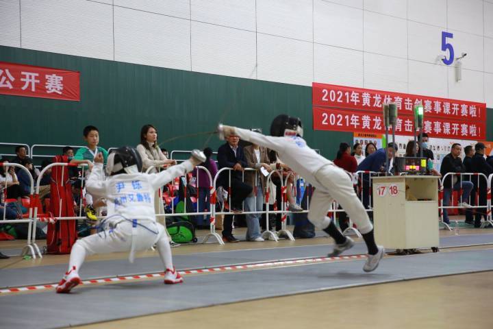 杭州少儿击剑会馆加盟项目，让孩子在剑道中找到快乐与成长