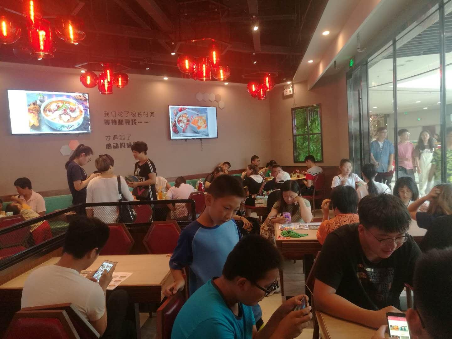 热门创业加盟项目名称，绿色健康美食餐厅