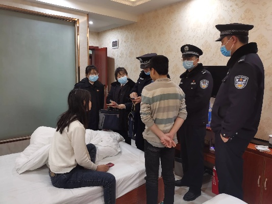 警察查酒店记录怎么查的 警察查酒店需要出示什么证件