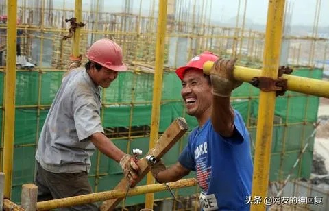 在工地里做什么能赚钱呢 在工地里做什么能赚钱呢女生