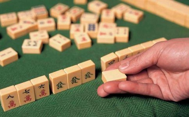 棋牌麻将作弊，揭秘棋牌麻将作弊黑幕，手法与防范策略