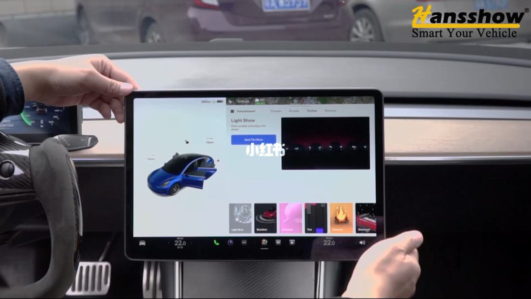 特斯拉大屏幕 特斯拉大屏幕黑屏启动不了