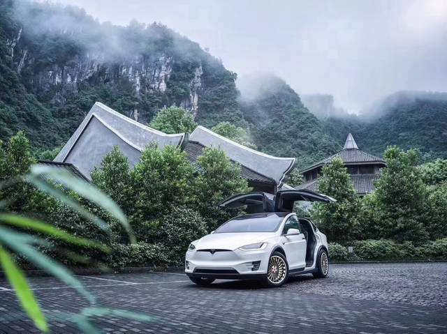 特斯拉modelx 特斯拉modelx什么时候交付