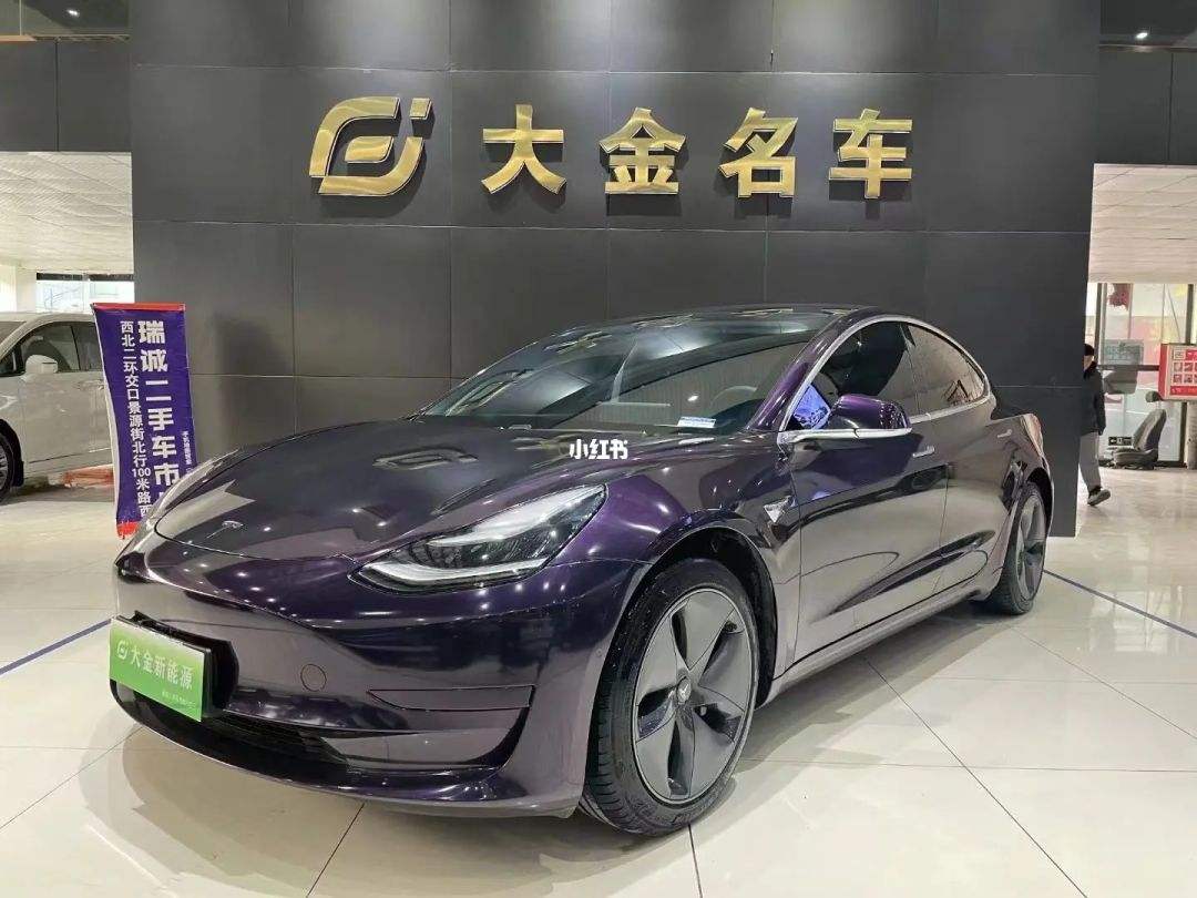 model3店里和网上买 model3和modely买哪个