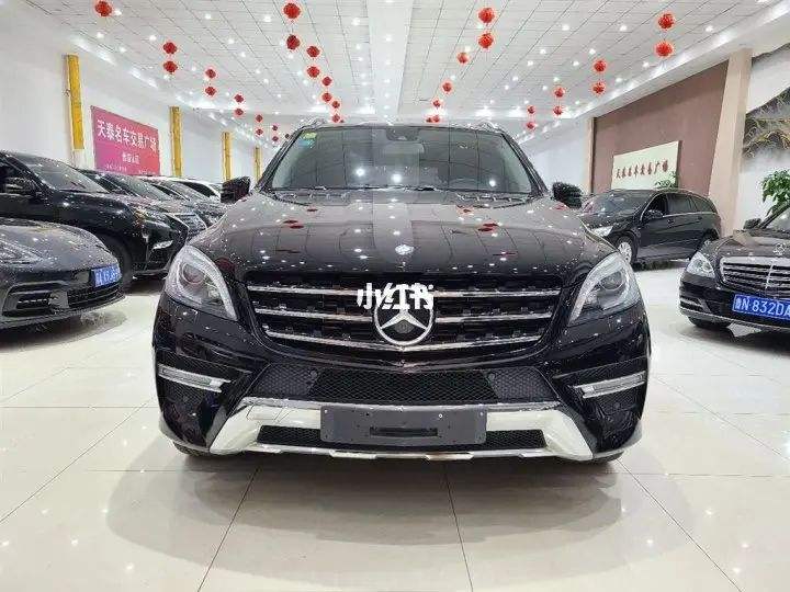 奔驰ml350cdi 奔驰ML350中央扶手箱怎么拆