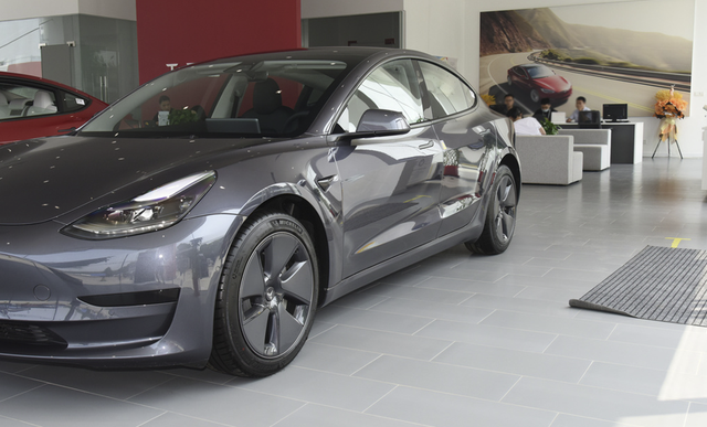 model3下车开门 model 3车内开门