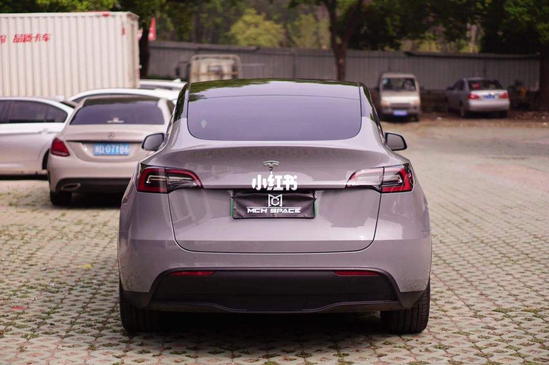 特斯拉modely后门玻璃贴膜 特斯拉model3后挡风玻璃贴膜