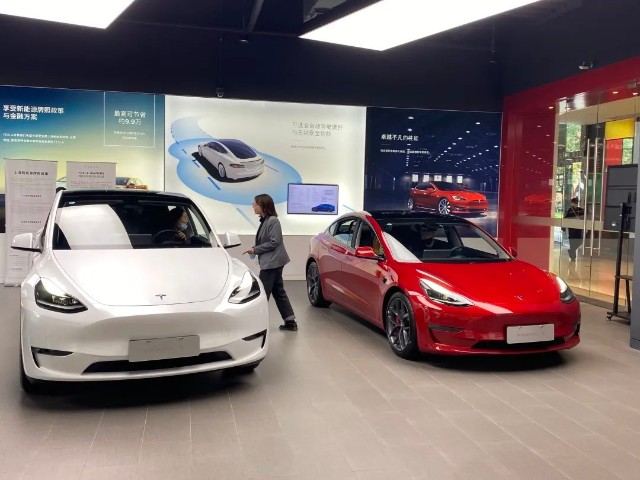 马斯克modely上海 上海特斯拉model y