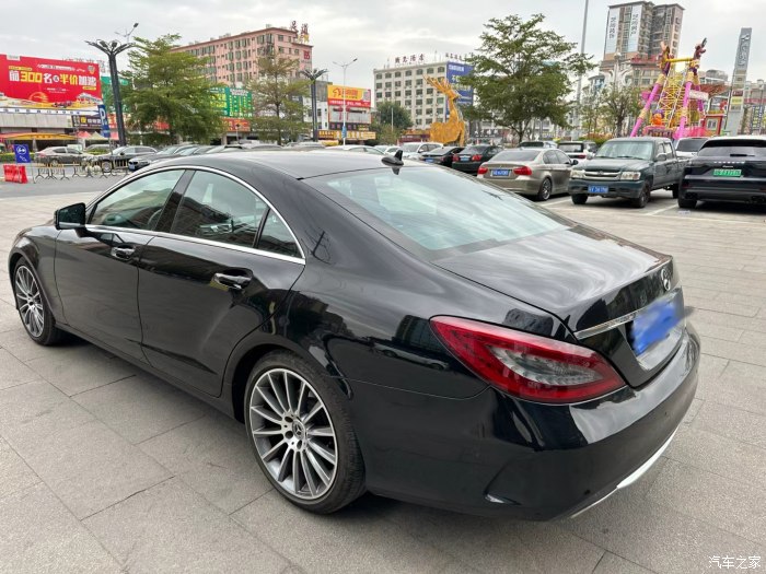 2019奔驰cls300 2019奔驰cls350属于奔驰s吗