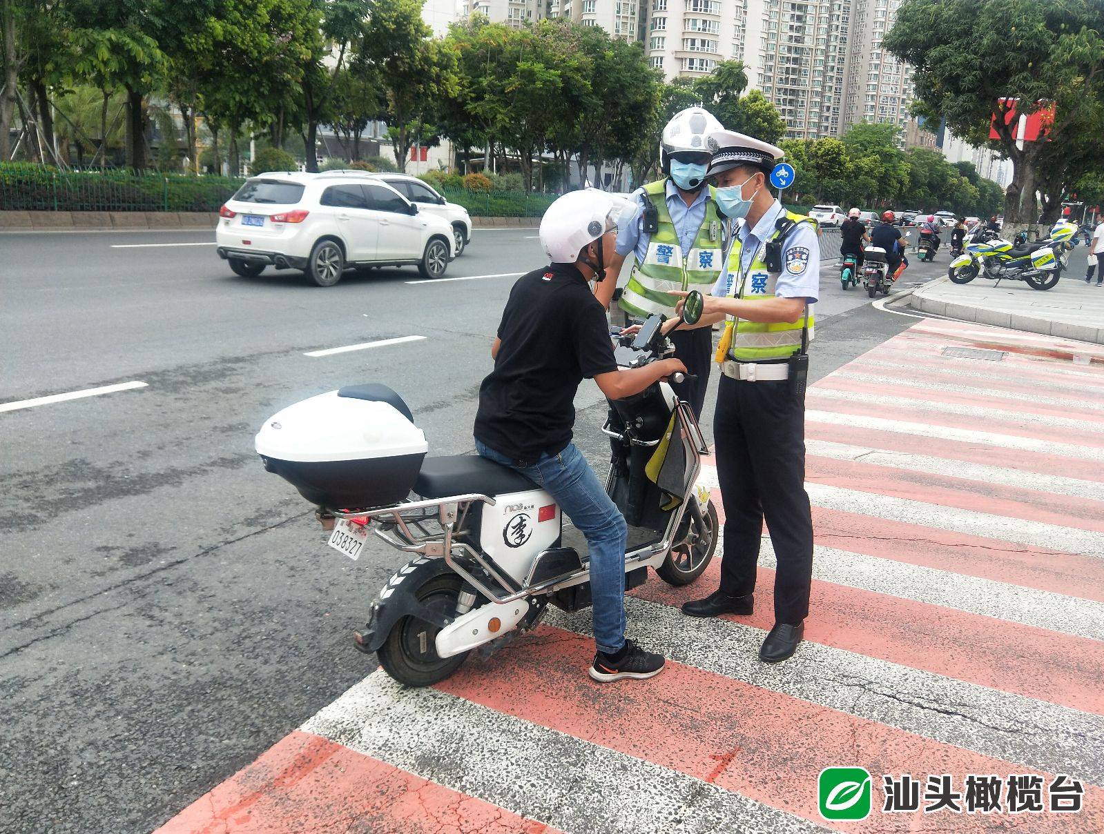 电瓶车闯红灯怎么处罚 骑电瓶车闯红灯被撞赔偿标准