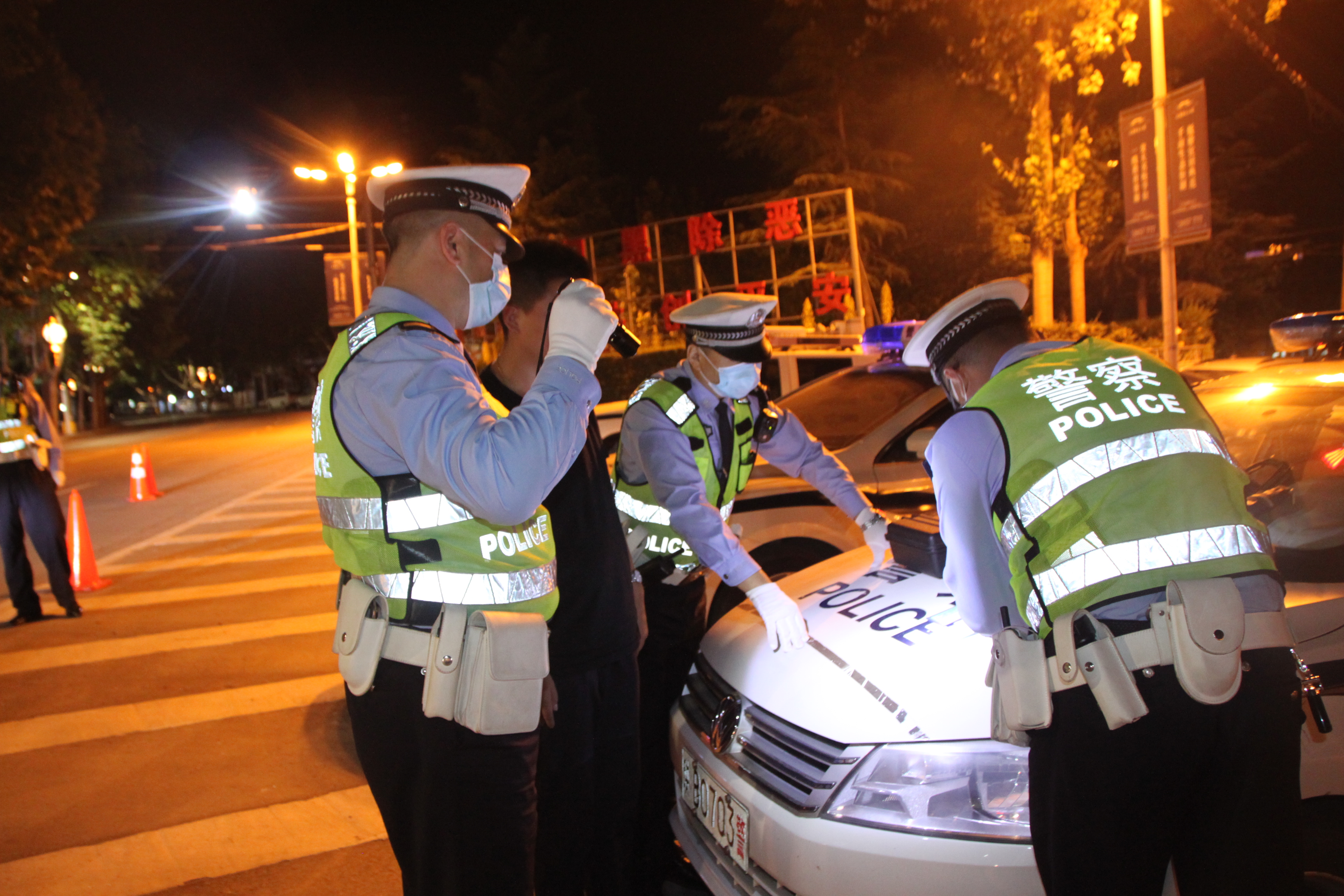 酒驾交警有权扣车吗 酒驾交警有权扣车吗?没有肇事