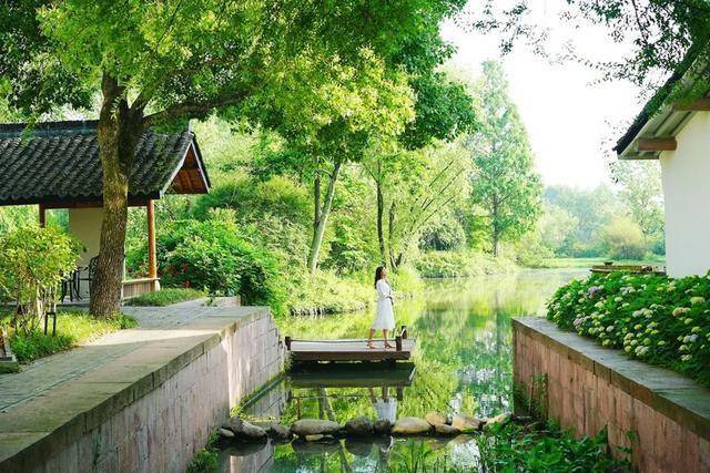 西溪湿地十里芳菲多久路程 杭州西湖十里芳菲主题度假村