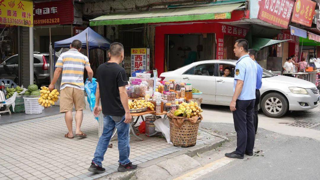 西安城管摆摊卖什么好 西安城管摆摊卖什么好赚钱