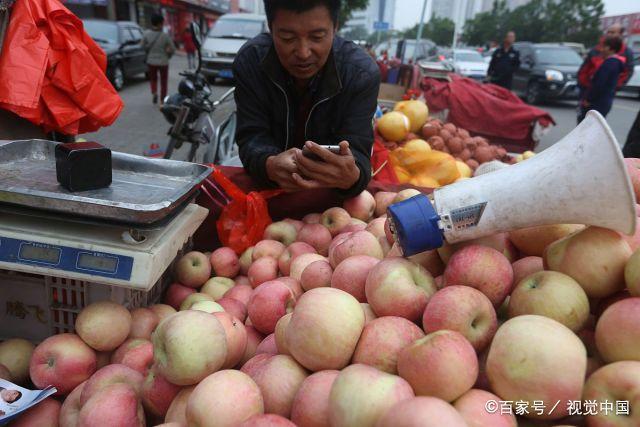 摆摊卖水果有什么品种好 摆摊卖水果在什么地方卖好