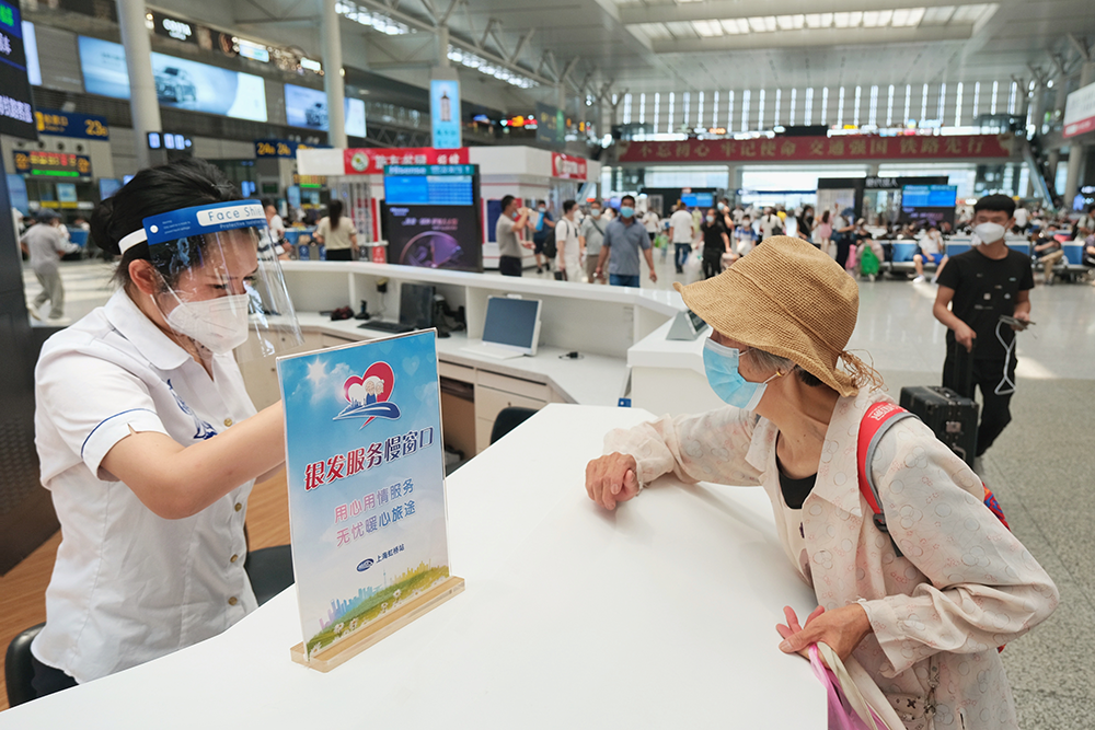 短途通勤客流增长明显，铁路上海站日开行列车恢复至图定9成