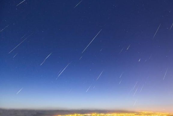 白羊座流星雨视频(白羊座的流星雨是什么样子的)