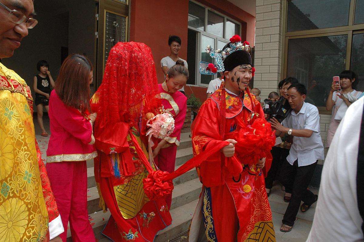 鼠兔父女合不合婚(男兔女鼠合婚好不好)