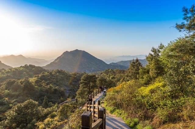 夏天去大罗山合不合适(夏天去大罗山合不合适温泉)