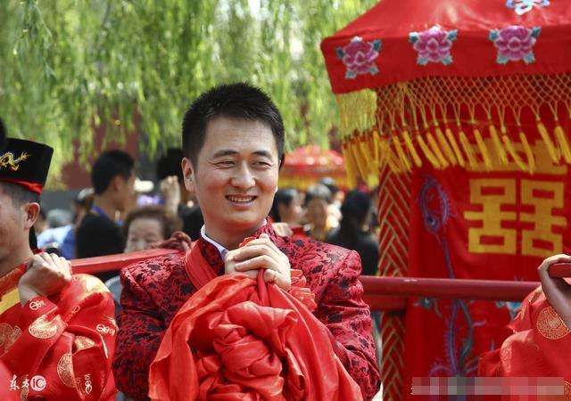 虎配猪夫妻合不合(虎配猪夫妻合不合婚姻)